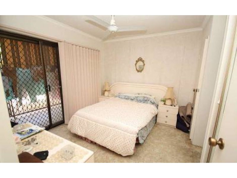 2/84 Paradise Island, Surfers Paradise QLD 4217