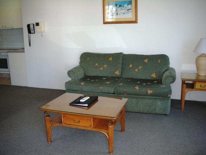 304/9 Beach Parade, Surfers Paradise QLD 4217