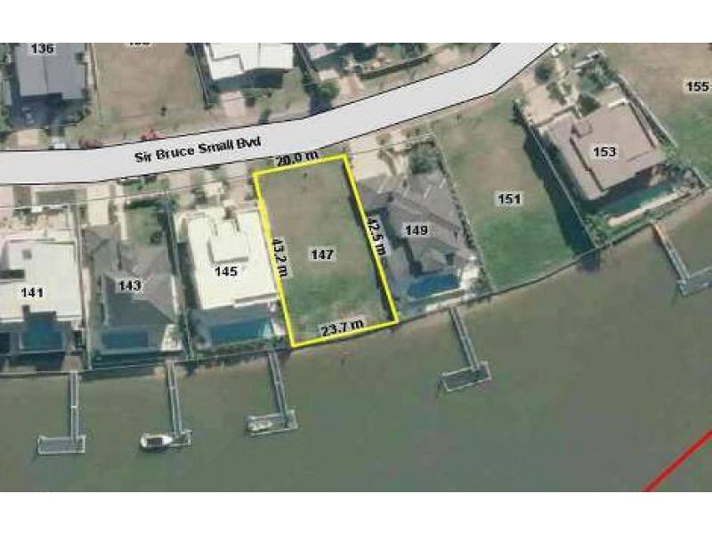 147 Sir Bruce Small Boulevard, Benowa QLD 4217
