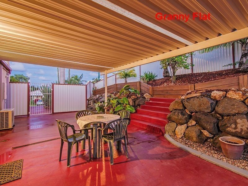 25 Gainsborough Drive, Varsity Lakes QLD 4227