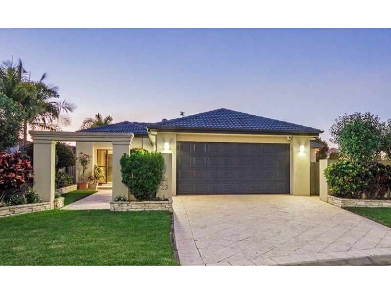 23 Martingale Circuit, Clear Island Waters QLD 4226