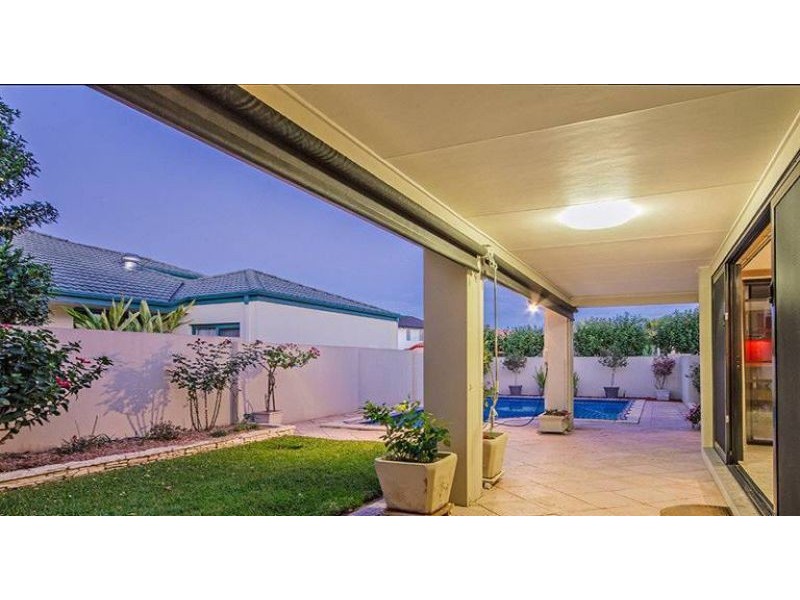 23 Martingale Circuit, Clear Island Waters QLD 4226