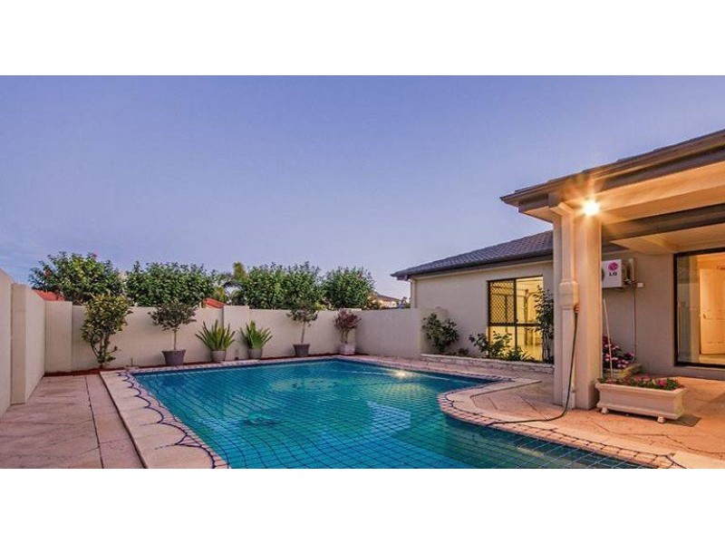 23 Martingale Circuit, Clear Island Waters QLD 4226