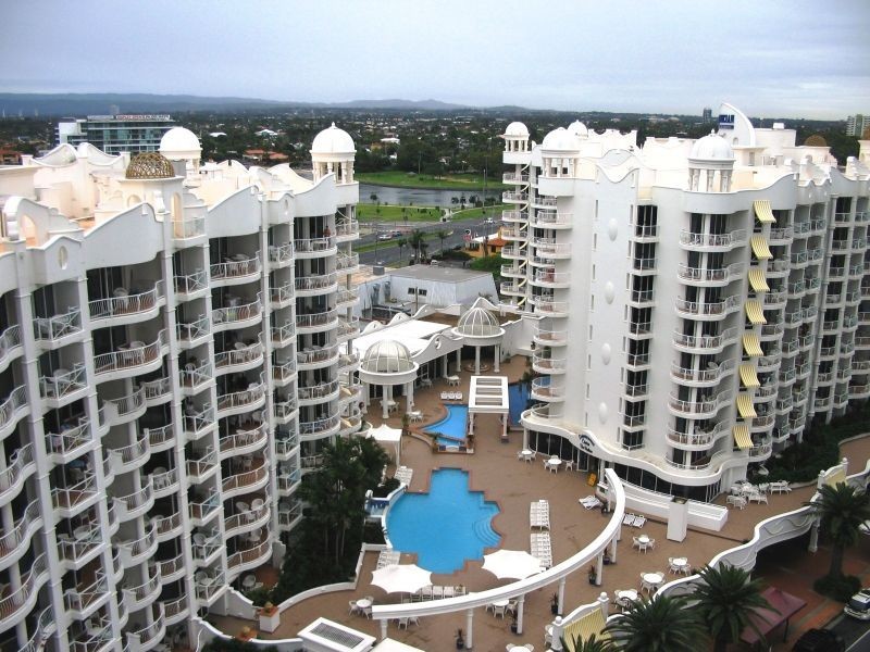 2614/24 “Phoenician” Queensland Avenue, Broadbeach QLD 4218