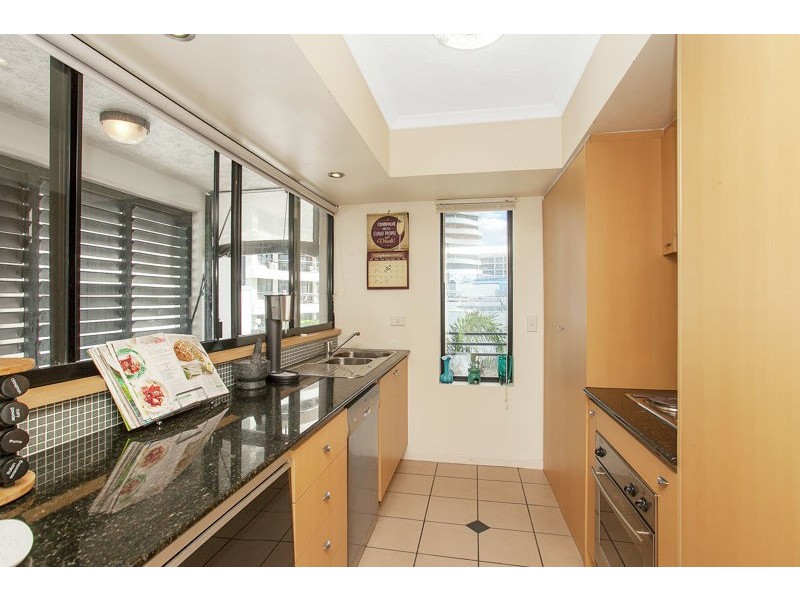 Unit 8 ‘The Albert’  10 Albert Avenue, Broadbeach QLD 4218