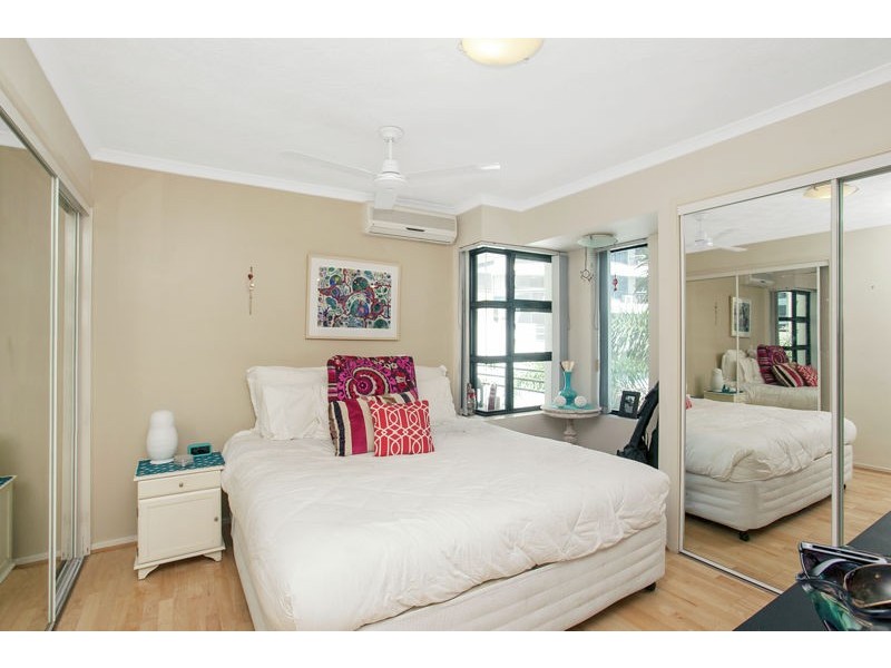 Unit 8 ‘The Albert’  10 Albert Avenue, Broadbeach QLD 4218
