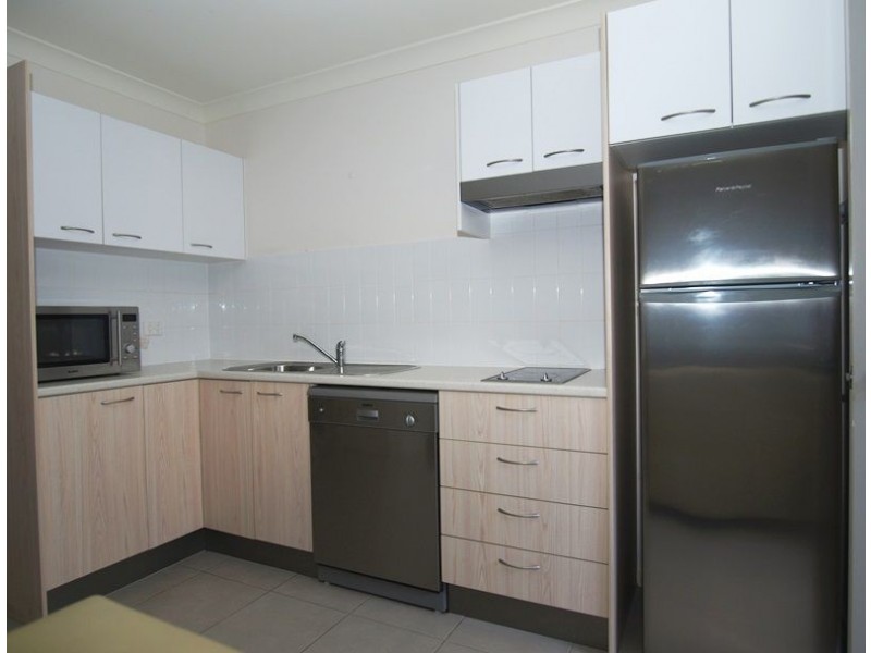 9/5 Judith St, Flinders View QLD 4305