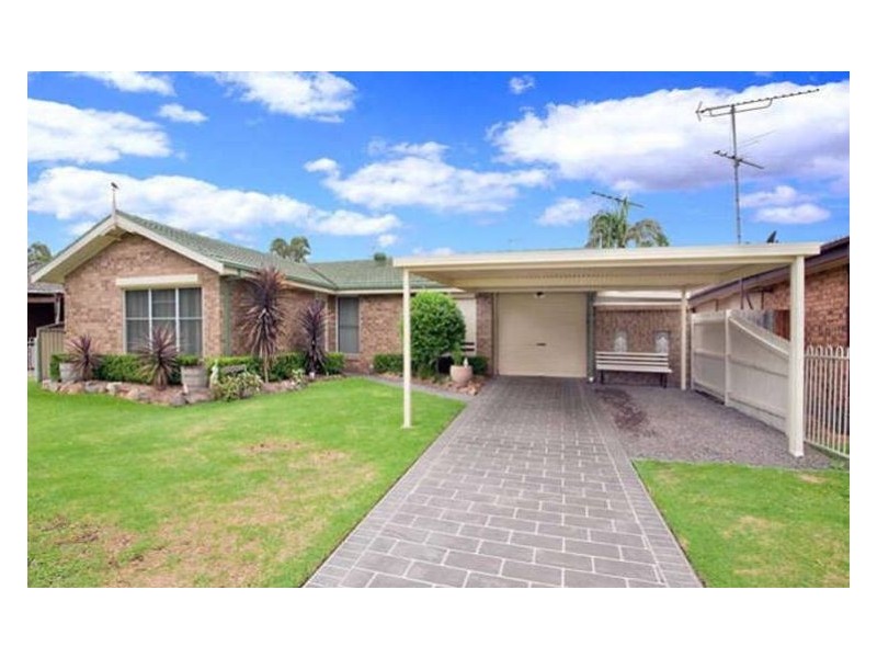 10 Scarvell Avenue, Mcgraths Hill NSW 2756
