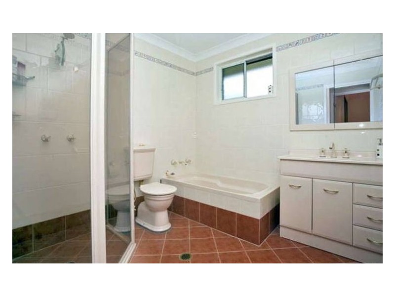 10 Scarvell Avenue, Mcgraths Hill NSW 2756