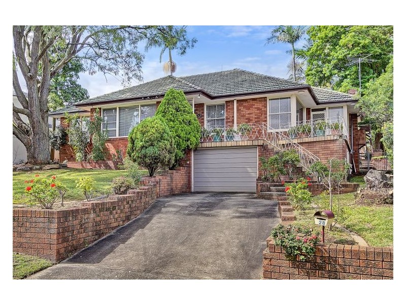 28 Dobson Crescent, Baulkham Hills NSW 2153