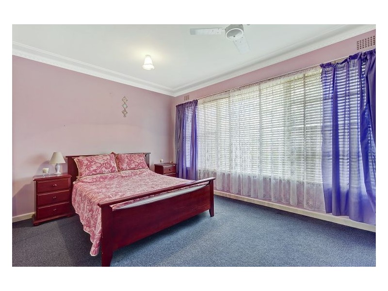 28 Dobson Crescent, Baulkham Hills NSW 2153