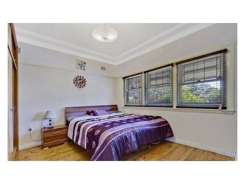 149 Windsor Road, Northmead NSW 2152