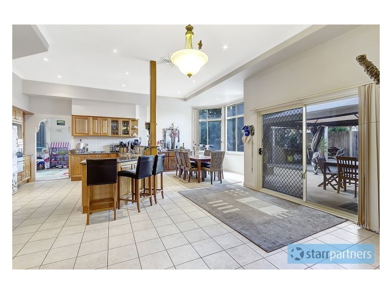 16 Giovanna Court, Castle Hill NSW 2154