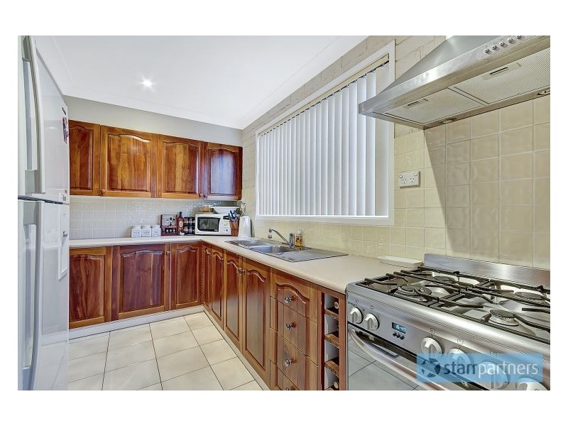 10 Scarvell Avenue, Mcgraths Hill NSW 2756