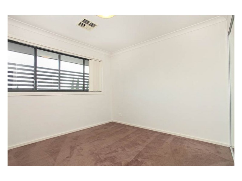 2 Kenford Circuit, Stanhope Gardens NSW 2768