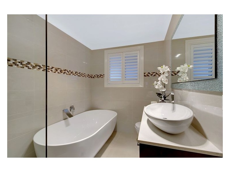 74 Beaumont Drive, Beaumont Hills NSW 2155