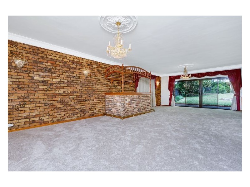 15 Victor Close, Baulkham Hills NSW 2153