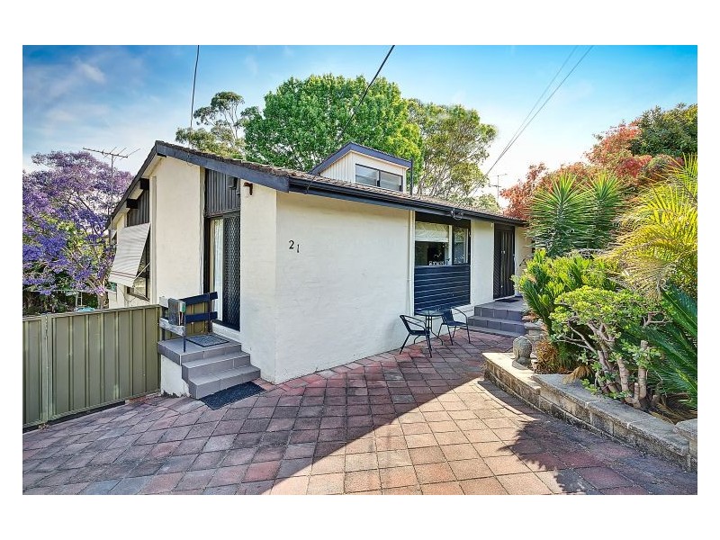 21 Einstein Street, Winston Hills NSW 2153