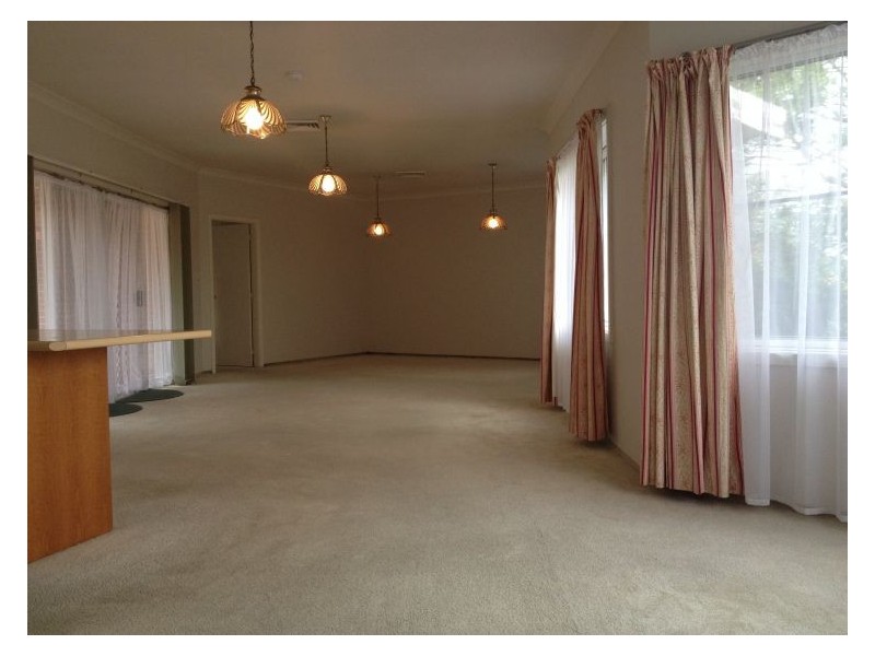 1 Tappeiner Crt, Baulkham Hills NSW 2153