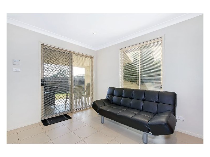 15 Avondale Terrace, Parklea NSW 2768
