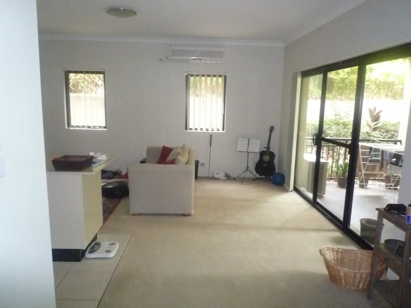 8/ 28-30 Jenner street, Baulkham Hills NSW 2153