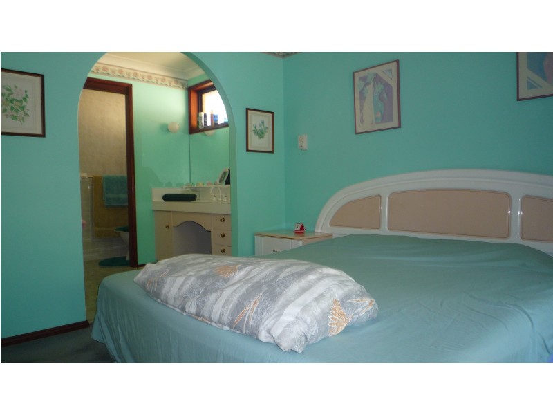 94 Peel Road, Baulkham Hills NSW 2153