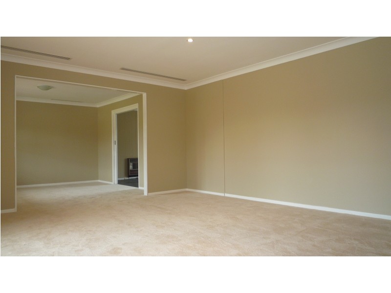 1 Merindah Road, Baulkham Hills NSW 2153