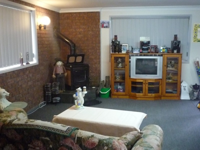 62  Sutherland, Kings Langley NSW 2147