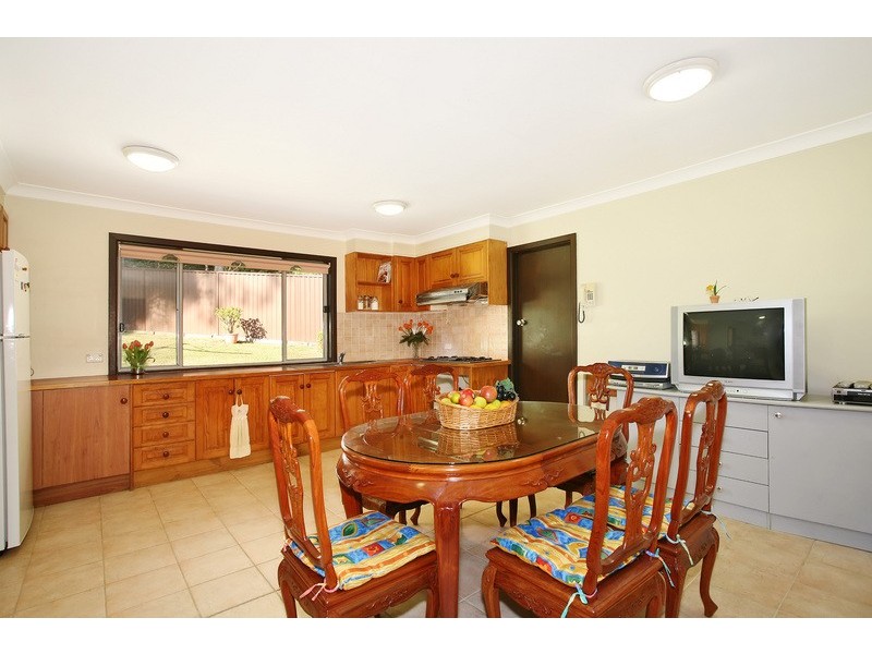 35 carole, Baulkham Hills NSW 2153