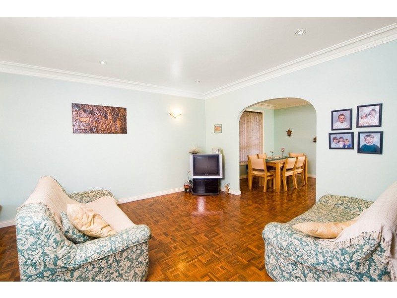 27  Shelley st, Winston Hills NSW 2153
