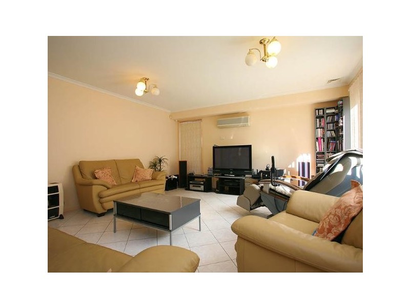 6  Gore Crescent, Bella Vista NSW 2153