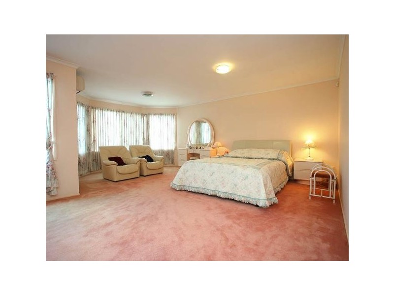 6  Gore Crescent, Bella Vista NSW 2153