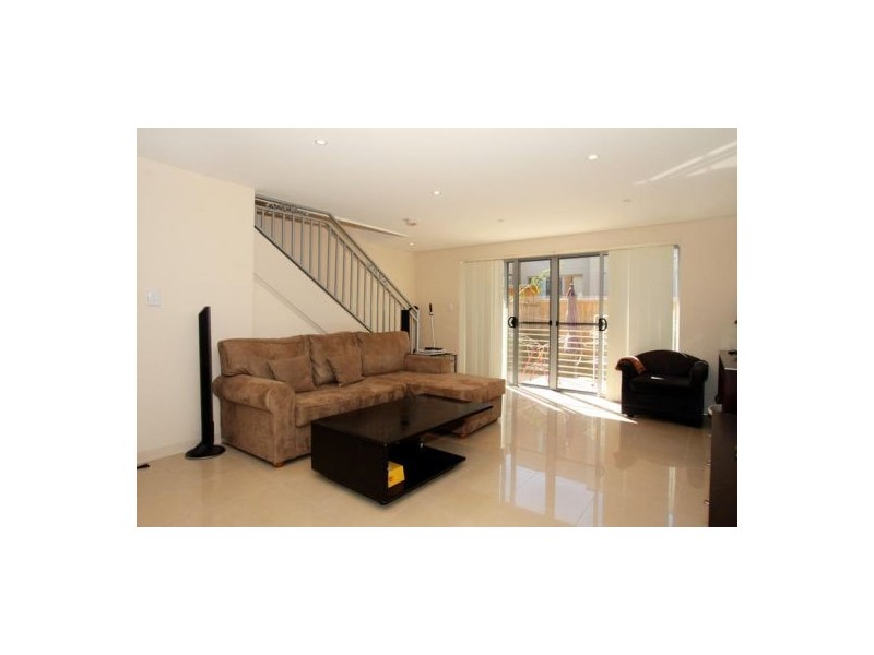 6/4 Waugh Avenue, North Parramatta NSW 2151