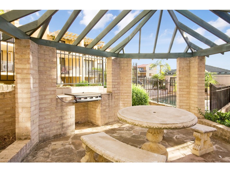 6/56-64 Dobson Crescent, Baulkham Hills NSW 2153