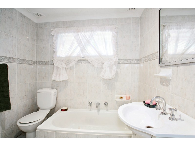 28 Goodacre Avenue, Winston Hills NSW 2153