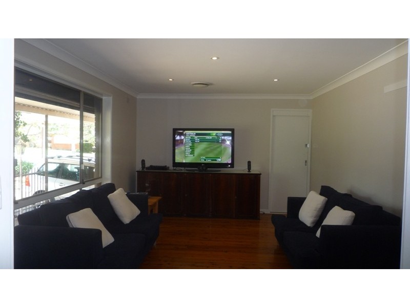 2 Priory Court, Baulkham Hills NSW 2153