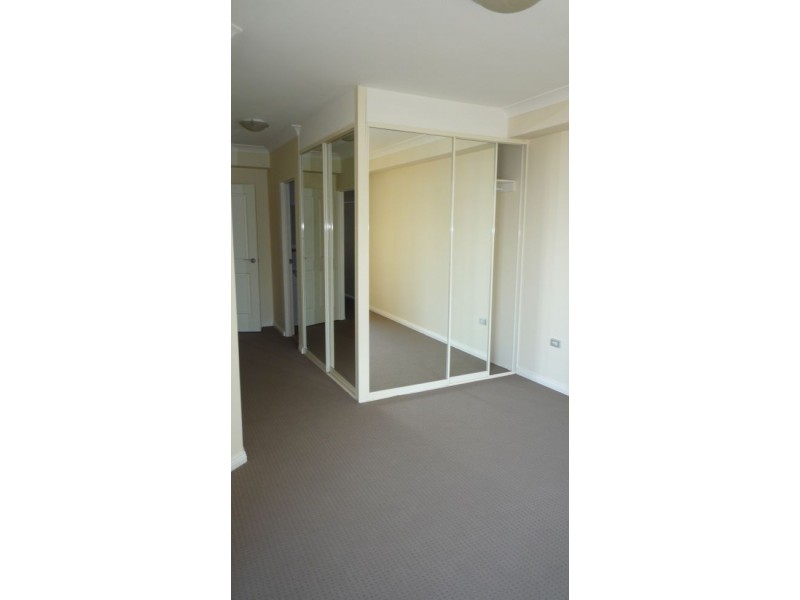 31/392-402 Windsor Road, Baulkham Hills NSW 2153