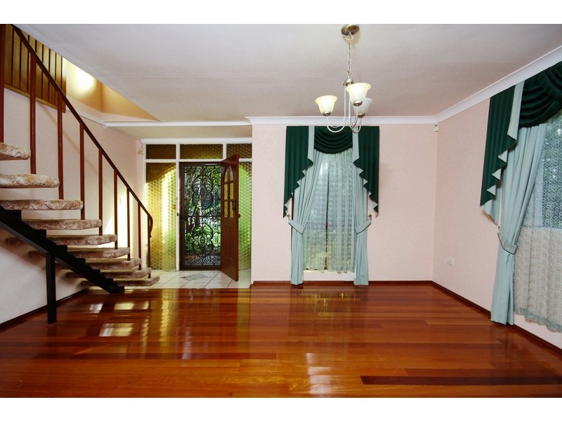 54 Carver Crescent, Baulkham Hills NSW 2153