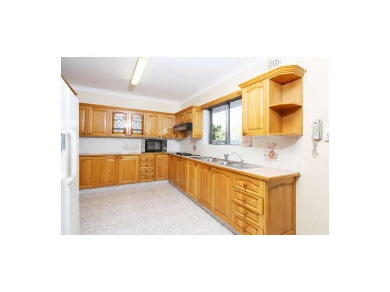 14 Chester Avenue, Baulkham Hills NSW 2153