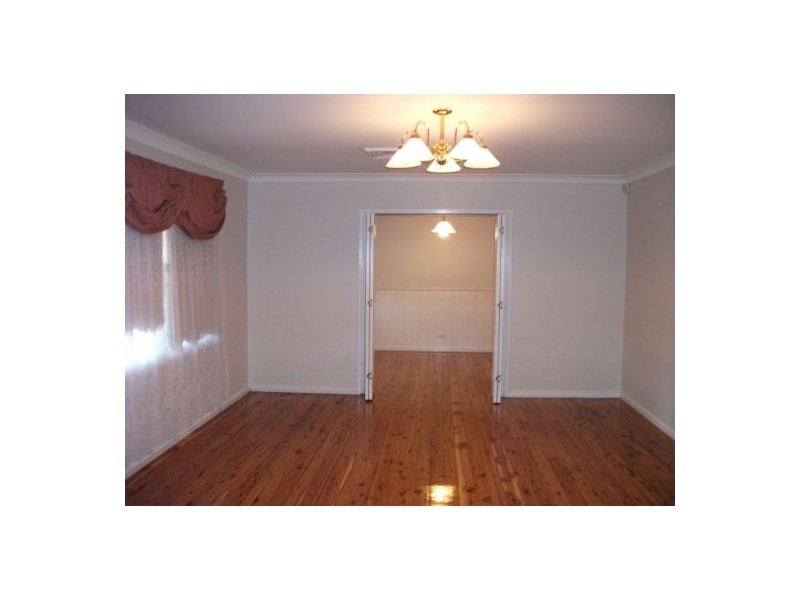 76 Naomi Street South, Northmead NSW 2152