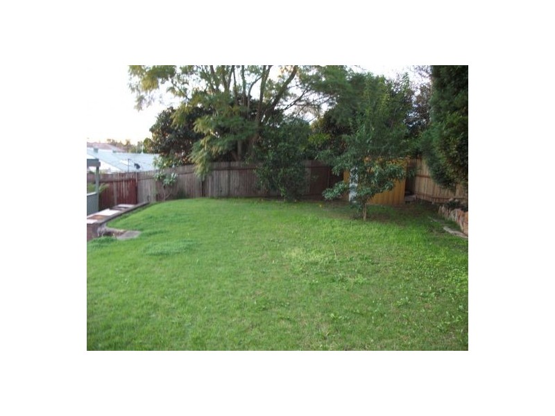 76 Naomi Street South, Northmead NSW 2152