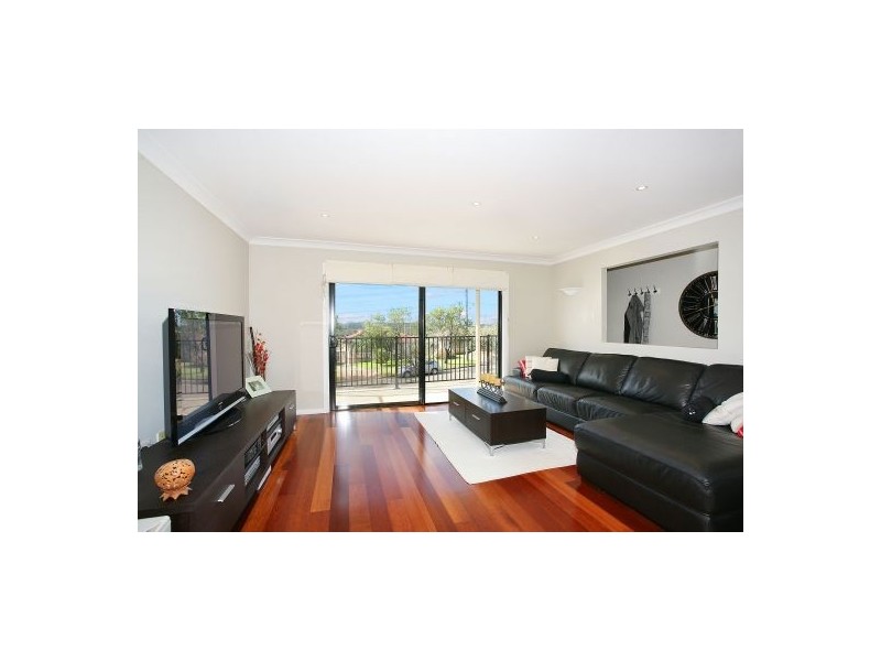 64 Beethoven Street, Seven Hills NSW 2147