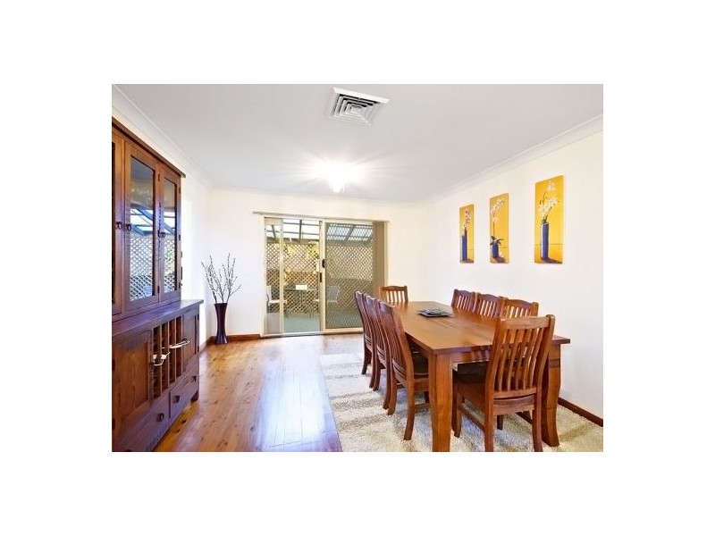 32 Selkirk Street, Winston Hills NSW 2153