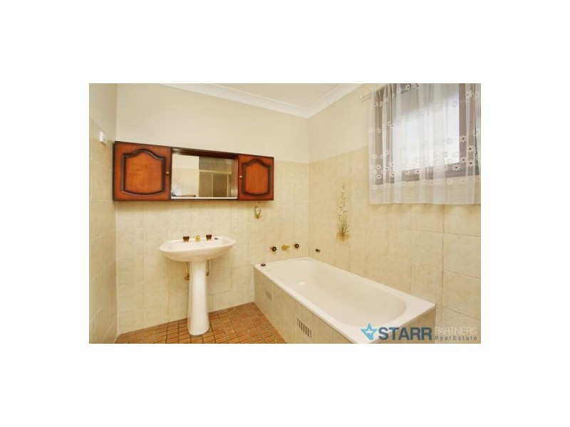 17 Oxley Avenue, Castle Hill NSW 2154