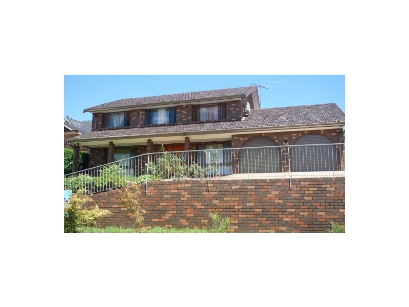 8 Batavia Place, Baulkham Hills NSW 2153