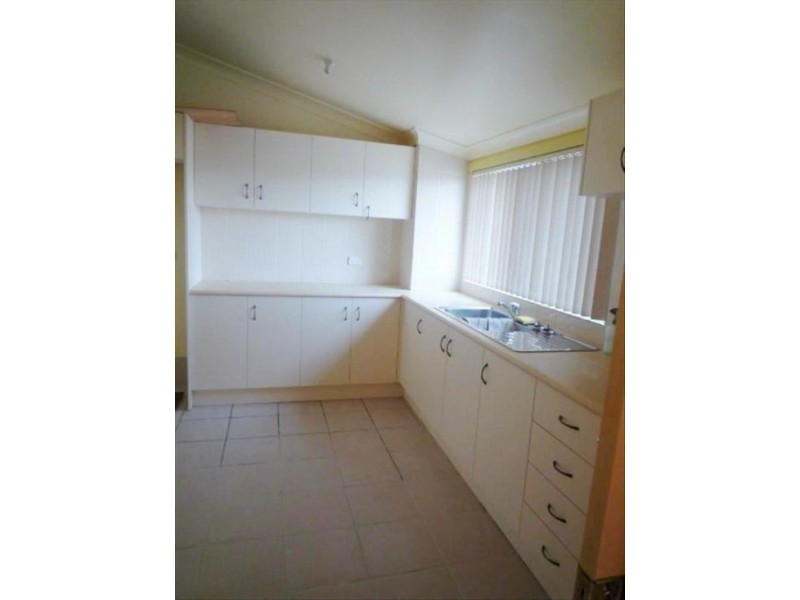 2/2-4 Garfield Rd, Riverstone NSW 2765