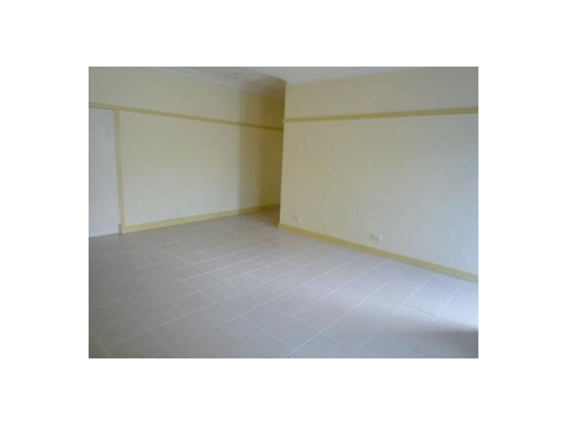 2/2-4 Garfield Rd, Riverstone NSW 2765