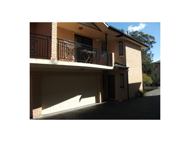 8/8 The Cottell Way, Baulkham Hills NSW 2153