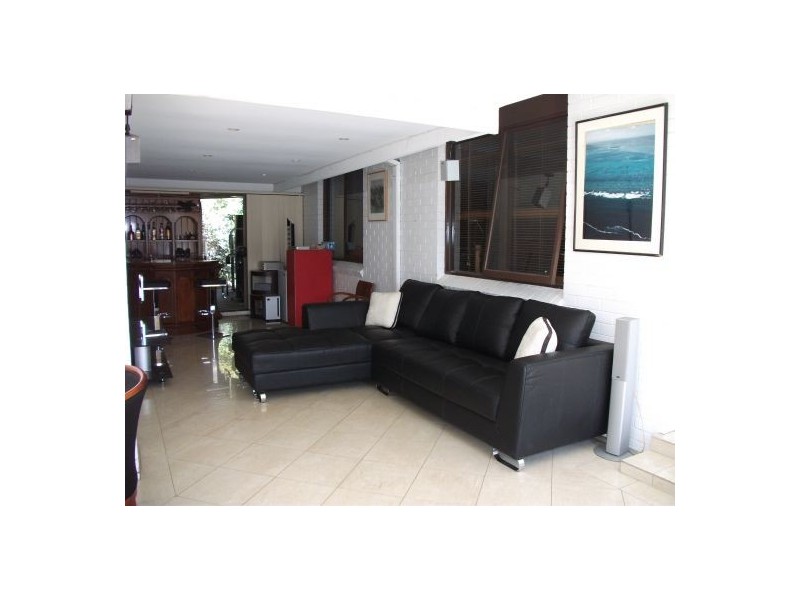 1 Cropley Drive, Baulkham Hills NSW 2153