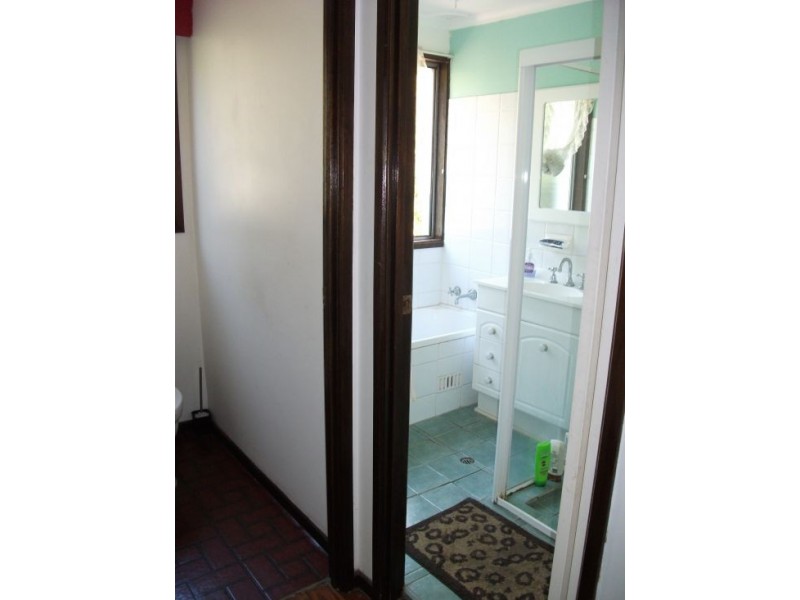 1 Cropley Drive, Baulkham Hills NSW 2153